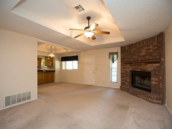 Combo Family & Dining Room