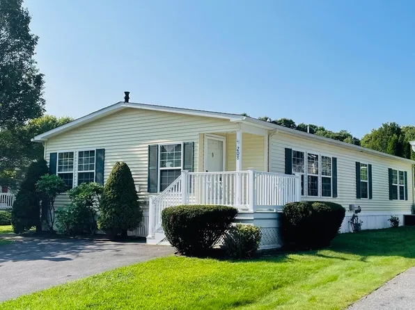 50 Highland St Unit 208, Taunton, MA 02780