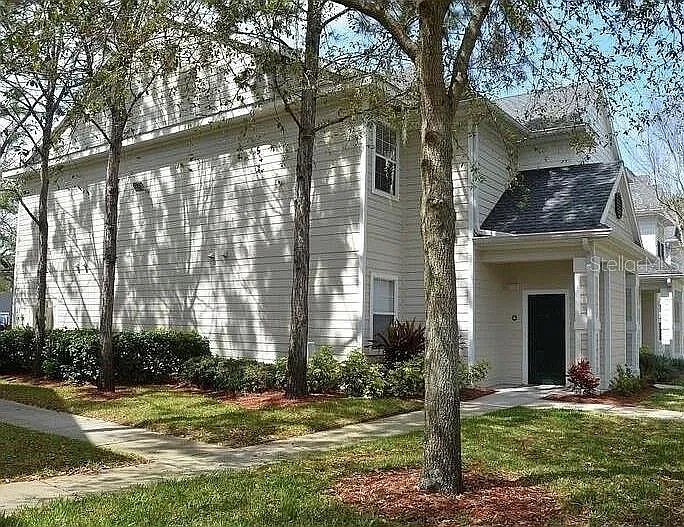 1301 Eastern Pecan Pl #208 — Photo 2