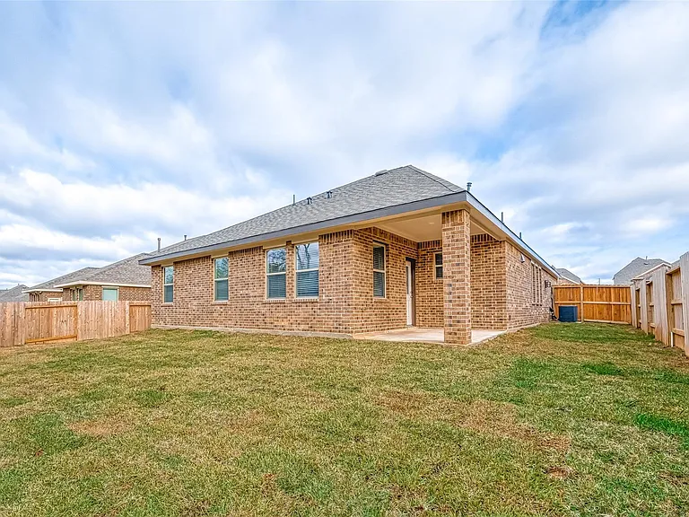 219 Little Dog Dr — Photo 32