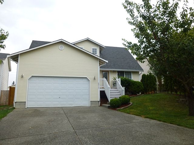 1st image of 6015 51st St NE
