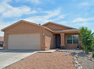 908 Peacock Dr SW, Albuquerque, NM 87121