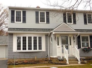 242 Lorfield Dr, Amherst, NY 14226