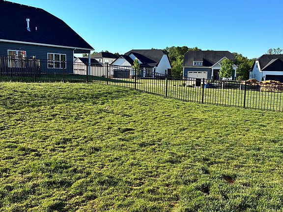 2nd image of 3605 Aspen Creek Ct