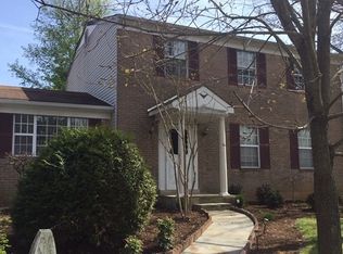 8812 Cochrane Ct, Gaithersburg, MD 20879