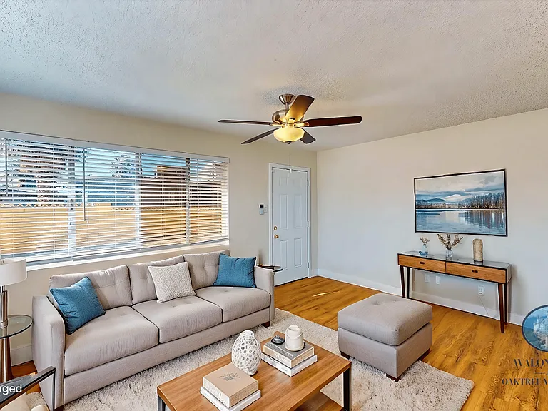1302 Rexford Pl — Photo 7