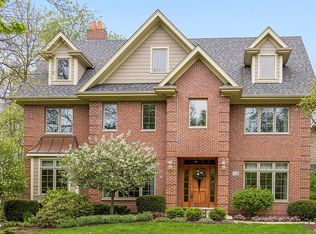 758 Black Walnut Ct, Sugar Grove, IL 60554