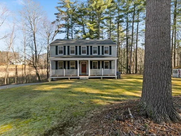 53 Hickory Road, Hampstead, NH 03841