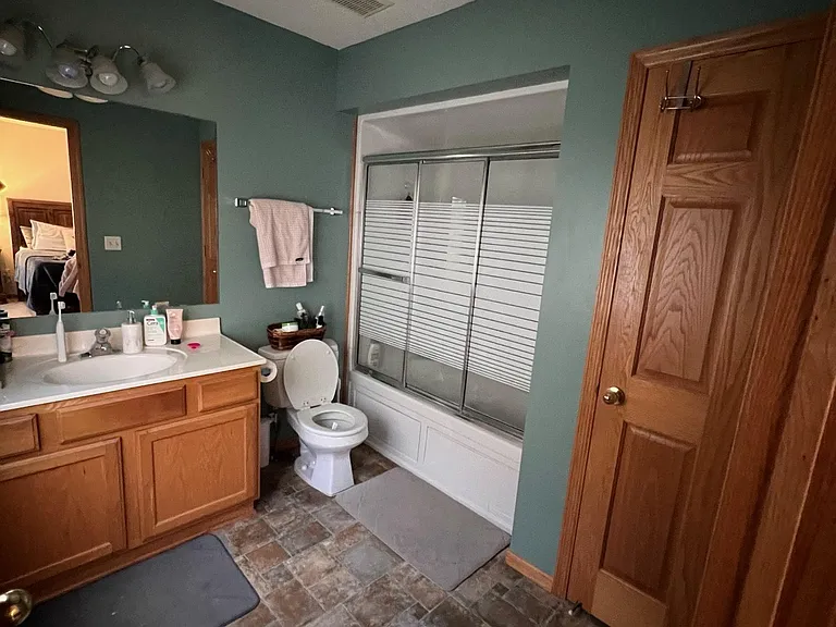 1650 Wellington Ln — Photo 10