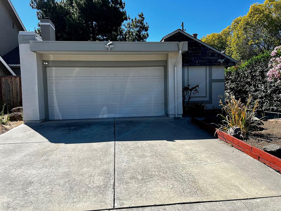 1st image of 1020 Carson Dr