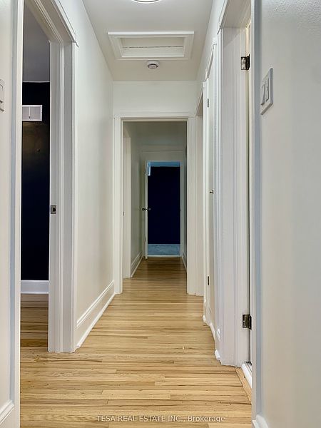 Toronto House for rent - 4 Bedrooms — photo 18