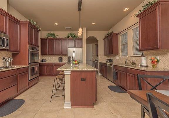 5th image of 4640 Mont Blanc Dr
