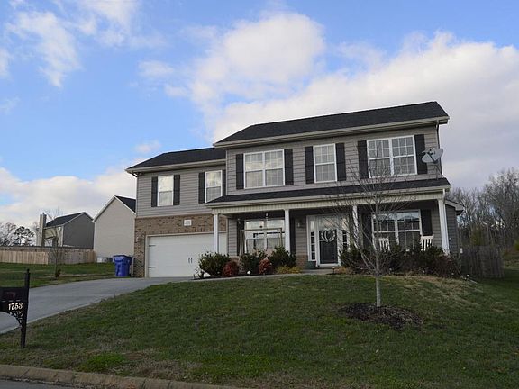 3rd image of 1753 Point Wood Dr