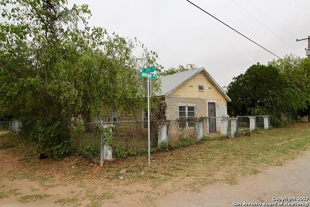1st image of 917 Bryan St
