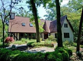 46222 Crescent Rd, New Buffalo, MI 49117