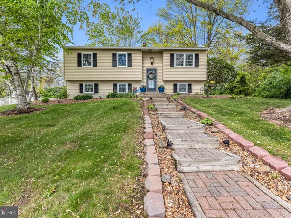 50 Longstreet Dr, East Berlin, PA 17316