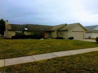32891 Woodstone Cir, North Ridgeville, OH 44039