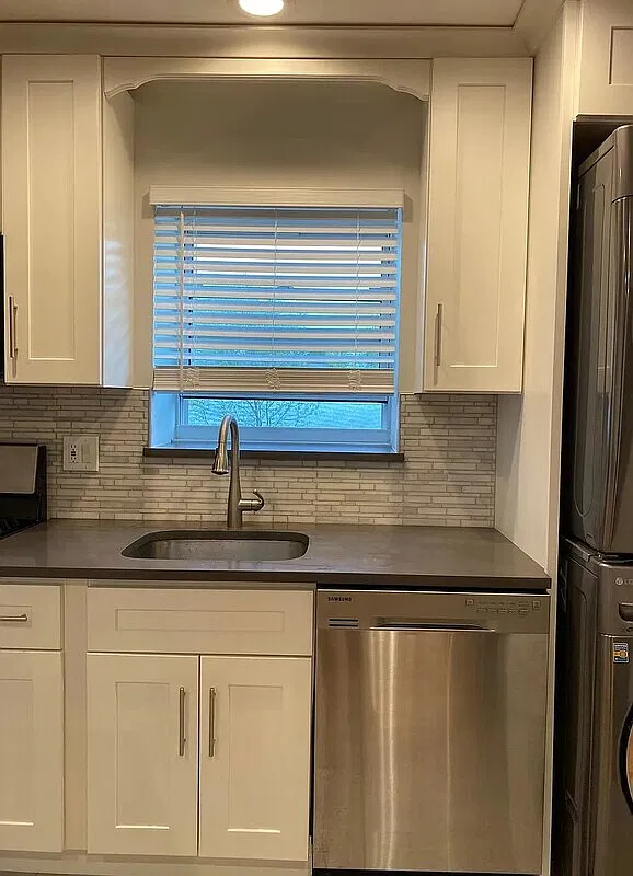 2 bed, 1.0 bath, 607 sqft, $1,748 — Photo 4