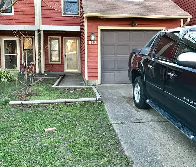 Elderwood Ct — Photo 4