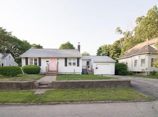 95 Glendale Ave, Warwick, RI 02889