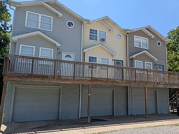62 Elizabeth Ln