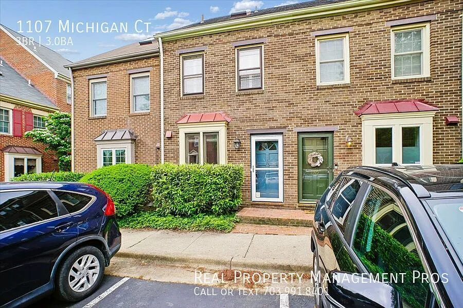 Building Photo - 1107 Michigan Ct