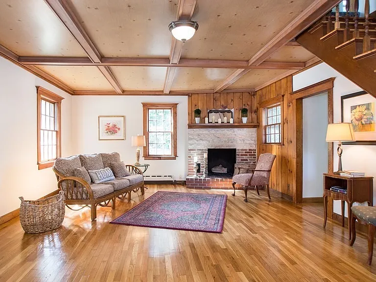 101 Nonantum St #1 — Photo 4