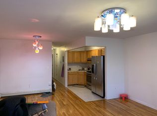 6732 52nd Ave, Maspeth, NY 11378