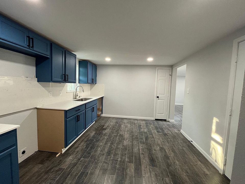 1st image of 2635 Gertrude Ave