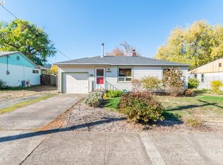 2030 Hayes St, Eugene, OR 97405