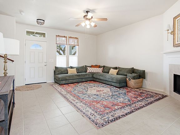 3rd image of 10812 Astor Dr