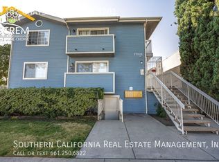 17102 Chatsworth St APT 201, Granada Hills, CA 91344