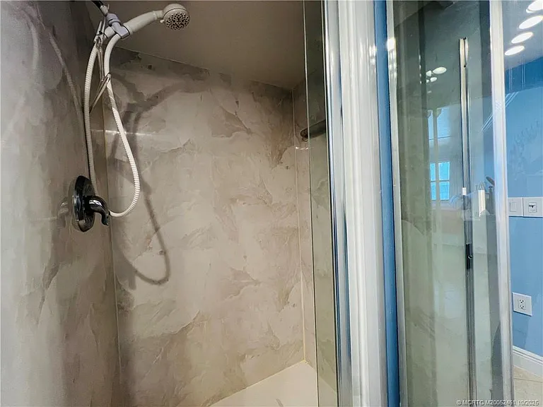 9400 S Ocean Dr #604B — Photo 33