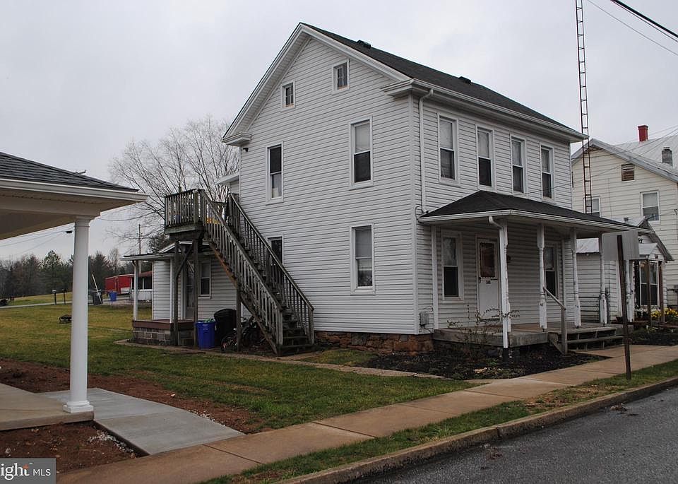 1st image of 360 Main St