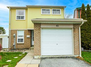 42 Lucas Ln, Ajax, ON L1S 3P8