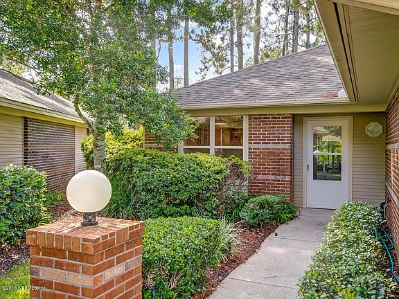 3rd image of 13655 Myrica Ct