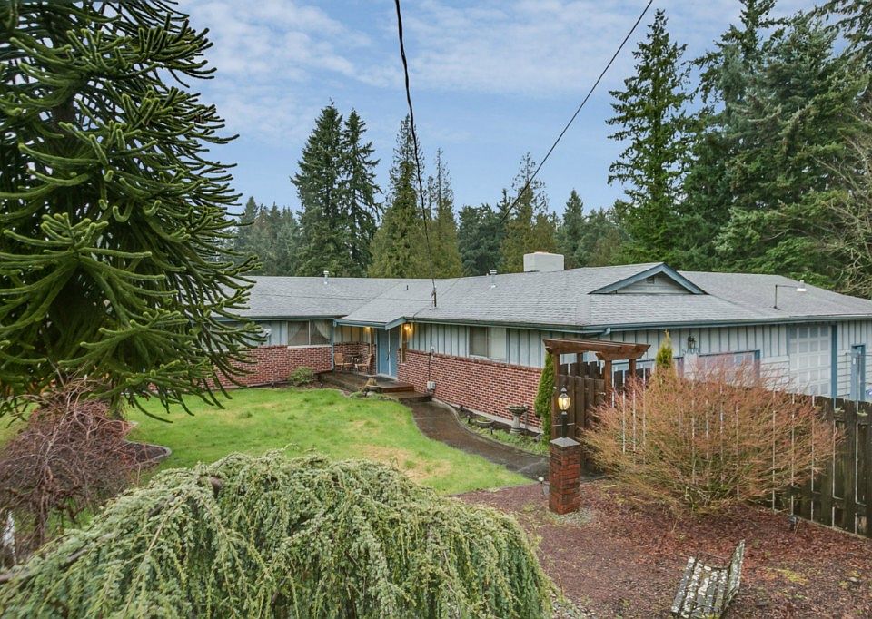 1st image of 5405 77th St E