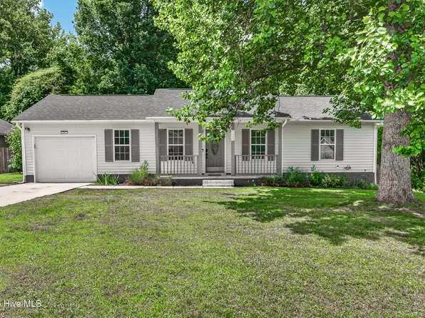 125 Sweetwater Drive, Jacksonville, NC 28540