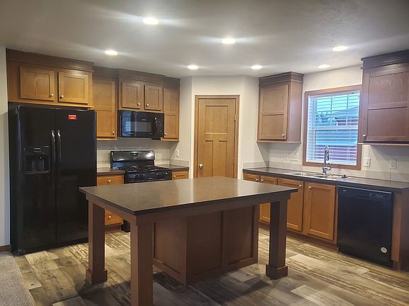 2nd image of 9900 Townsquare Blvd #292
