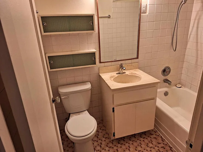 502 E Harrison St #508 — Photo 8