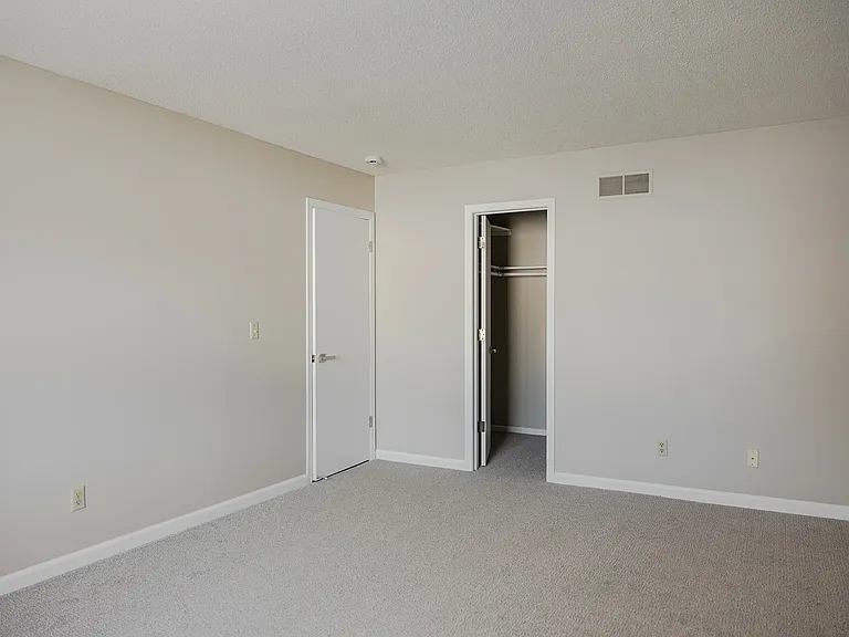 Court Place Townhomes — Photo 6