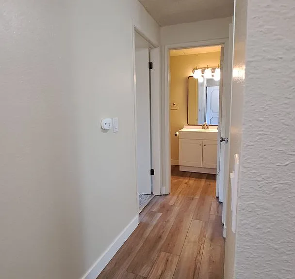 1934 Lincoln Ave SE #203 — Photo 6