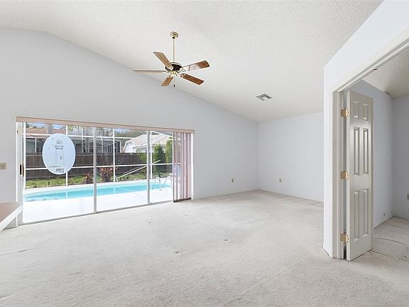 3rd image of 5301 El Cerro Dr