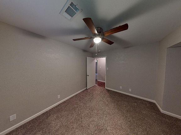3rd image of 808 Moody Ave