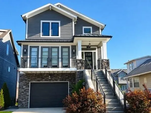 725 W 44th Ter, Kansas City, MO 64111