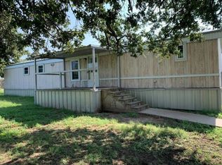 197 Oak Meadows Dr, Springtown, TX 76082