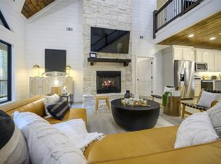 726 Pine Hills Rd, Broken Bow, OK 74728