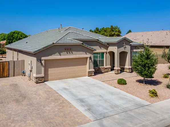 9244 W Denton Ln, Glendale, AZ 85305