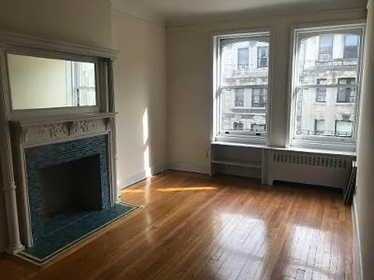 Rented by Magnone Real Estate | media 4