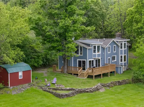 9137 Silsbee Rd, Hammondsport, NY 14840